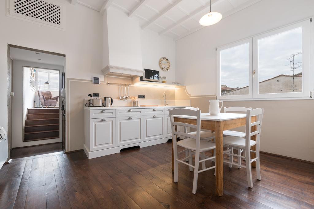 Apartment Charming Attic Niche
